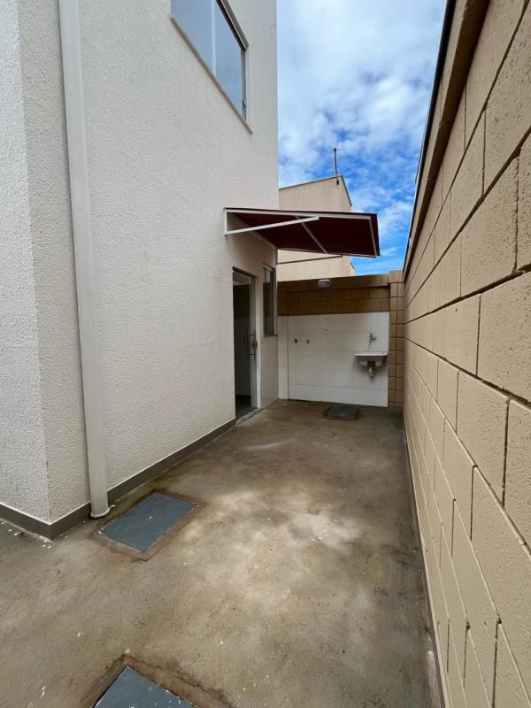 Casa, Novo Barreirinho, 3 Quartos, 1 Vaga, 1 Suíte