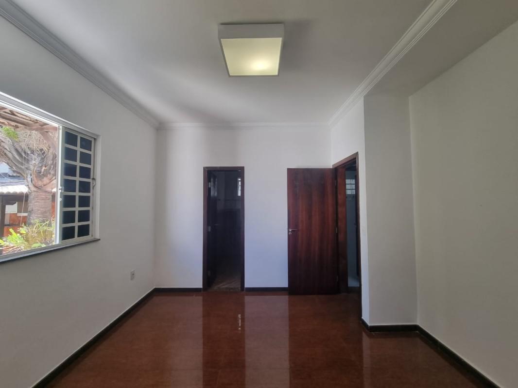 Casa, Jardim Riacho das Pedras, 3 Quartos, 2 Vagas, 1 Suíte