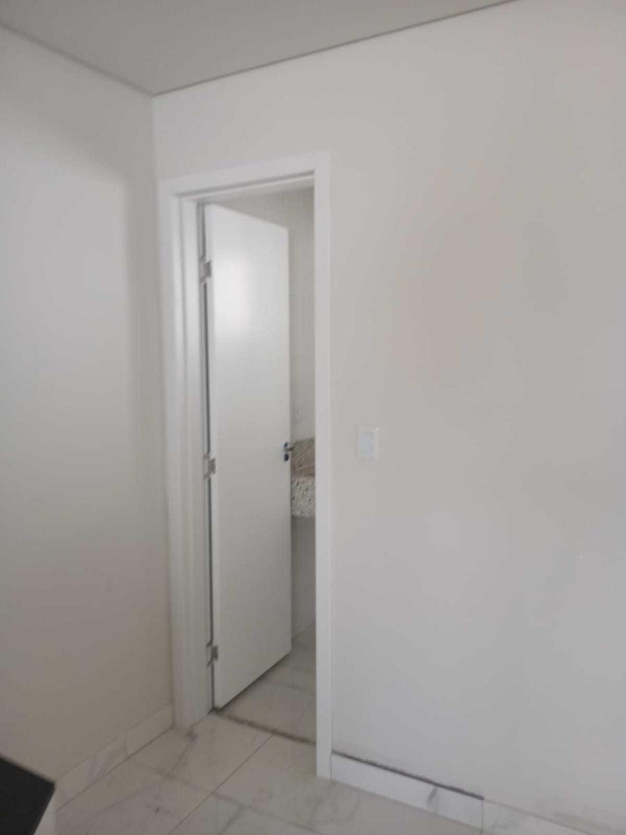 Casa, Floramar, 3 Quartos, 2 Vagas, 1 Suíte