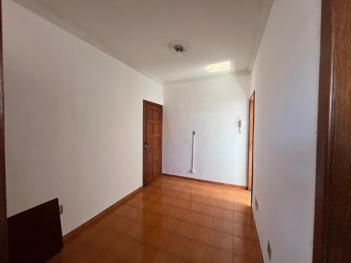 Quitinete, Colégio Batista, 2 Quartos, 1 Vaga