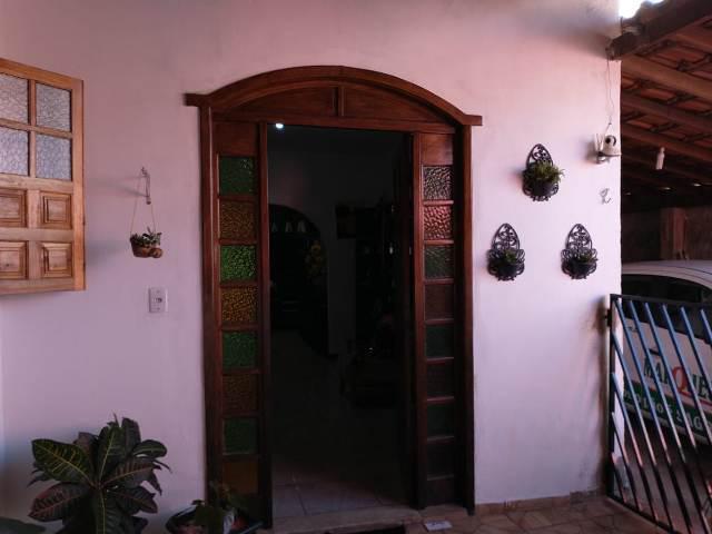 Casa, Santa Terezinha, 3 Quartos, 4 Vagas, 1 Suíte