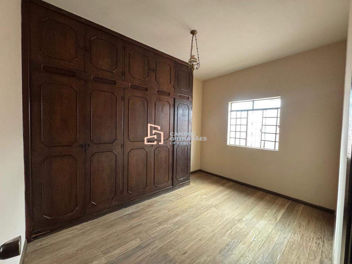Casa, Centro, 3 Quartos, 1 Vaga, 1 Suíte