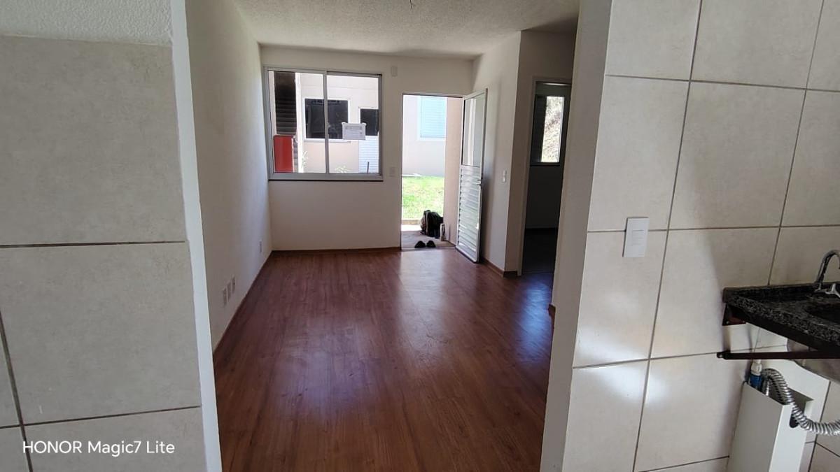 Casa, Serra Dourada, 2 Quartos, 1 Vaga