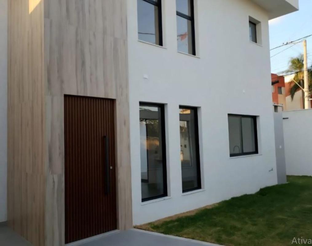 Casa, Planalto, 3 Quartos, 0 Vaga, 1 Suíte