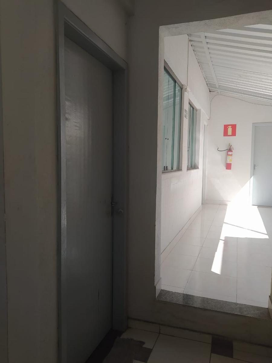 Quitinete, Glória, 1 Quarto, 0 Vaga