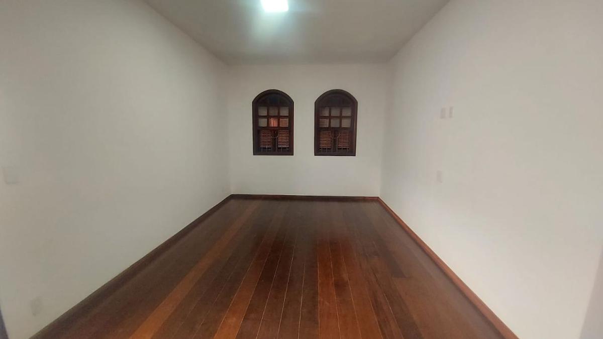 Casa, Santa Cruz, 4 Quartos, 4 Vagas, 2 Suítes