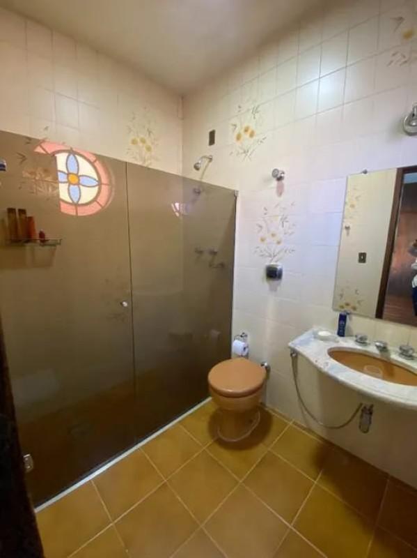 Casa, Barreiro, 3 Quartos, 5 Vagas, 2 Suítes