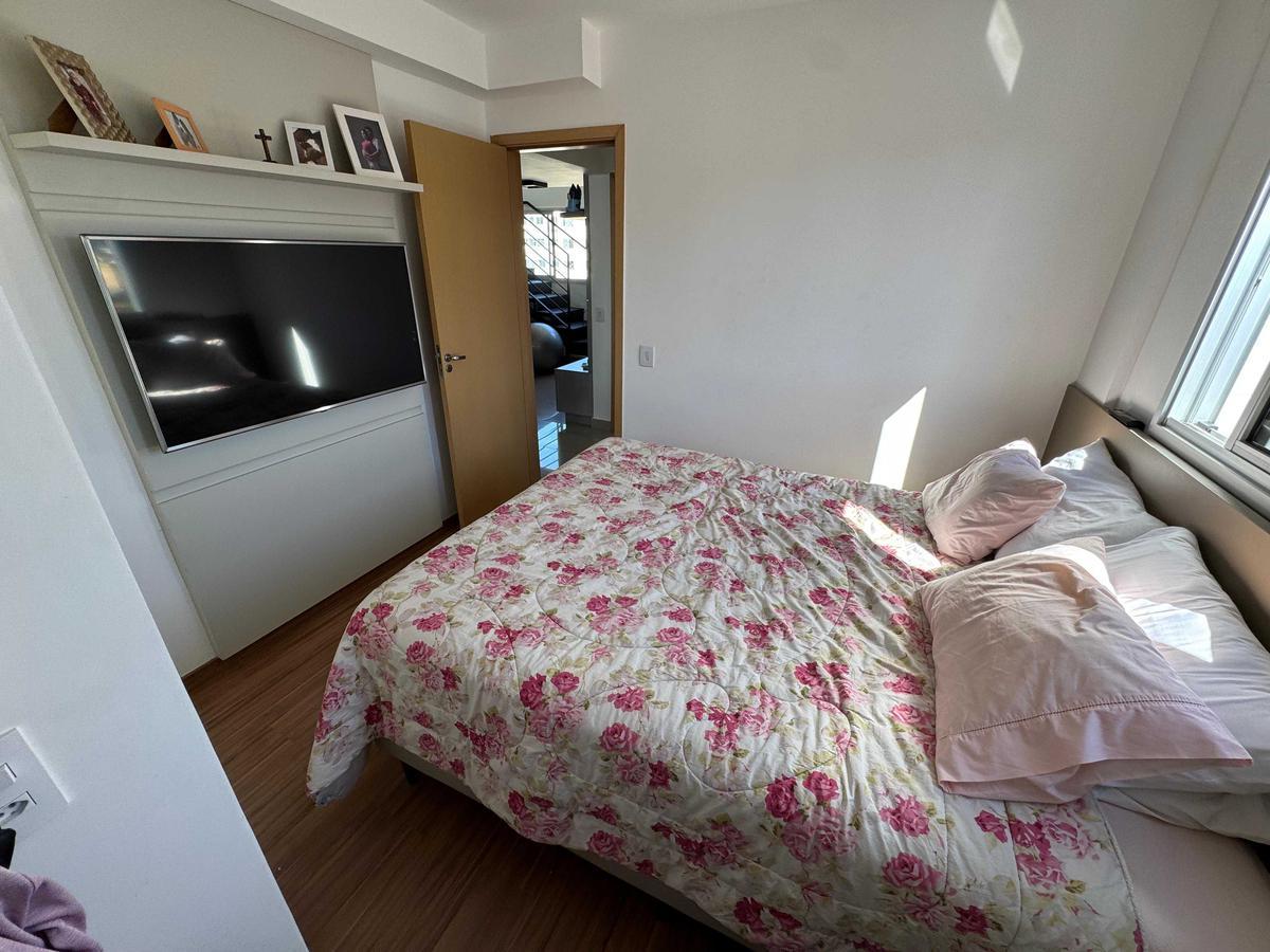 Cobertura, Sagrada Família, 2 Quartos, 2 Vagas, 1 Suíte
