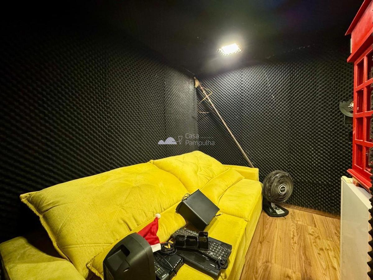 Casa, Santa Branca, 3 Quartos, 1 Vaga, 2 Suítes