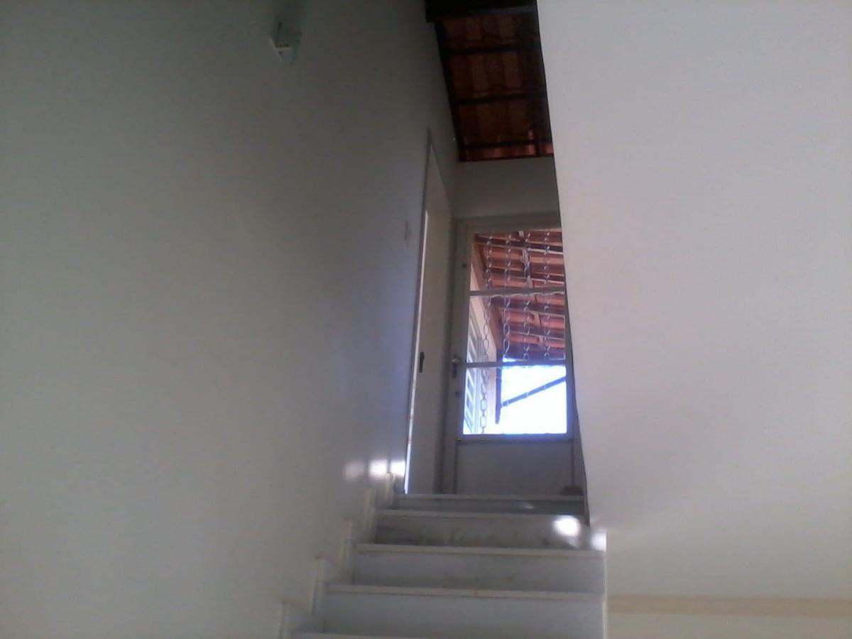 Casa, Jardim Vitória, 3 Quartos, 2 Vagas, 1 Suíte