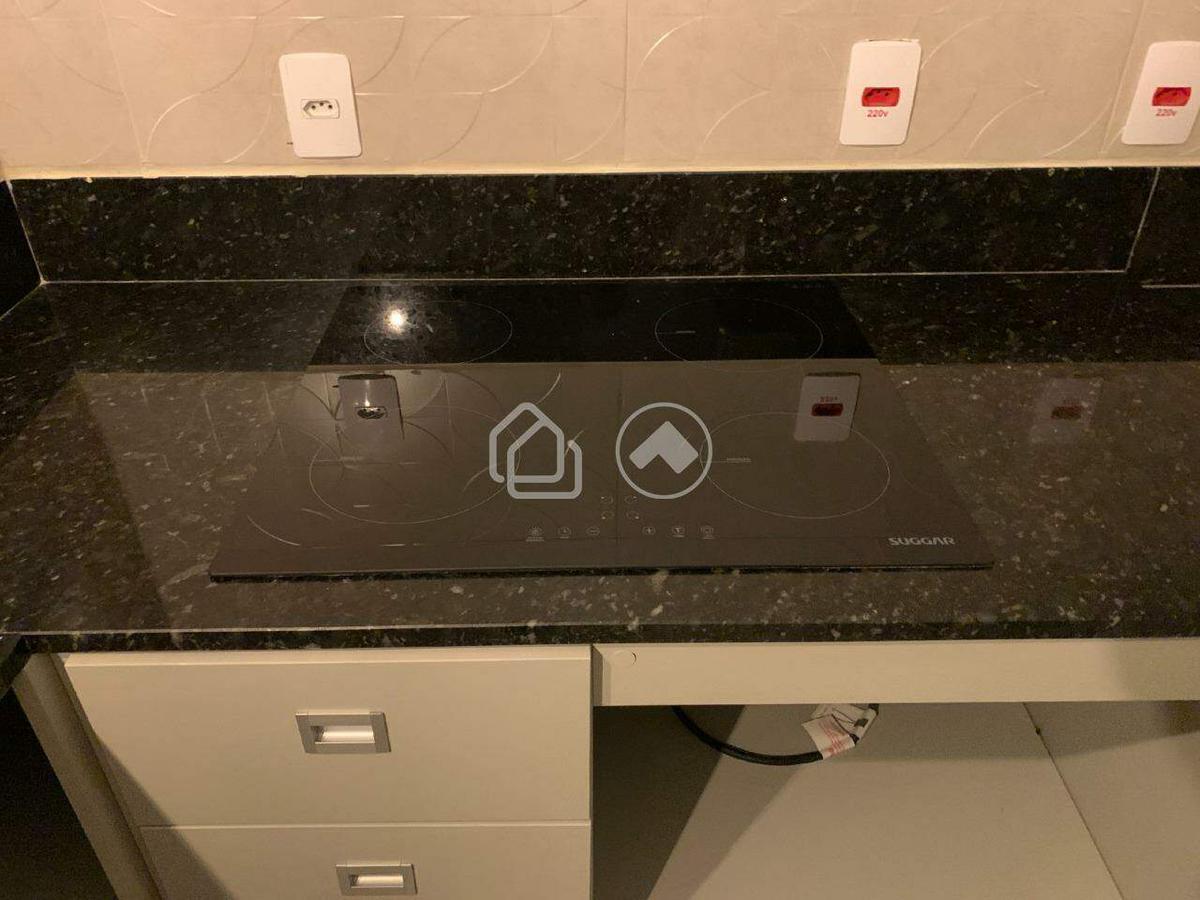 Apartamento, Estoril, 1 Quarto, 1 Vaga, 1 Suíte