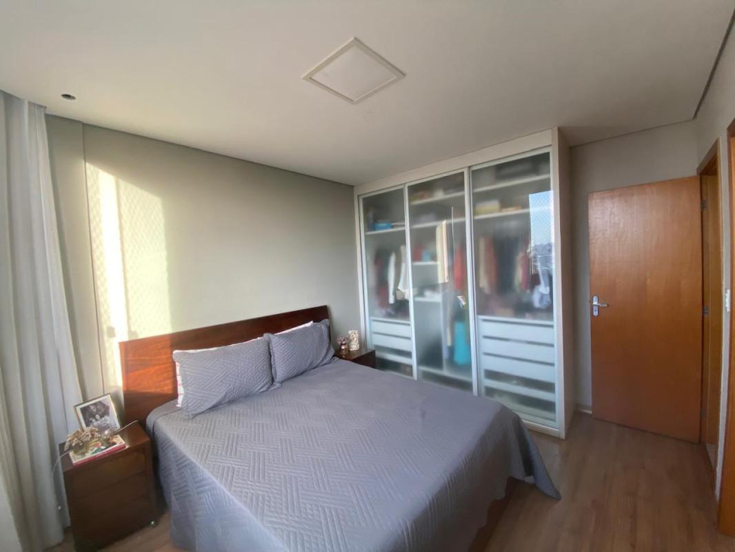 Cobertura, Jardim Industrial, 3 Quartos, 4 Vagas, 1 Suíte