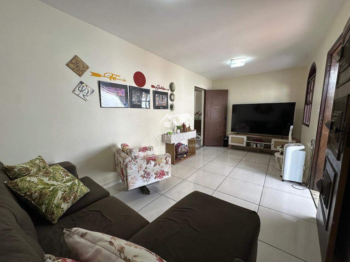 Casa, Conjunto Ademar Maldonado, 4 Quartos, 3 Vagas, 1 Suíte