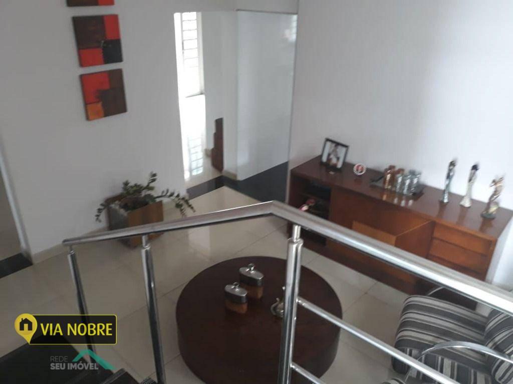 Casa em Condomínio, Santa Amélia, 4 Quartos, 3 Vagas, 2 Suítes
