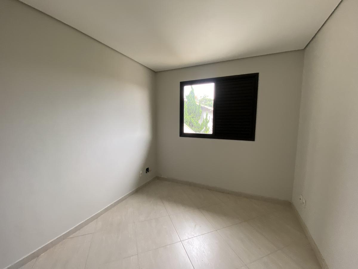 Casa, Castelo, 4 Quartos, 2 Vagas, 2 Suítes