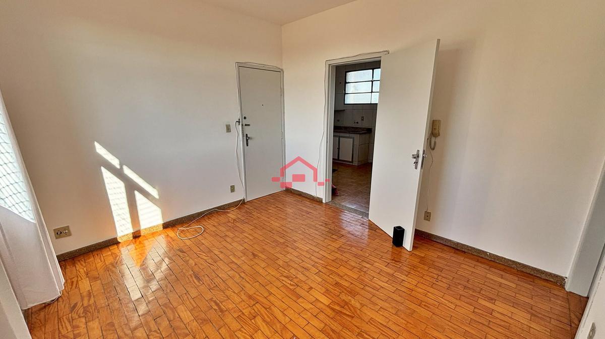 Apartamento, Carlos Prates, 2 Quartos, 1 Vaga