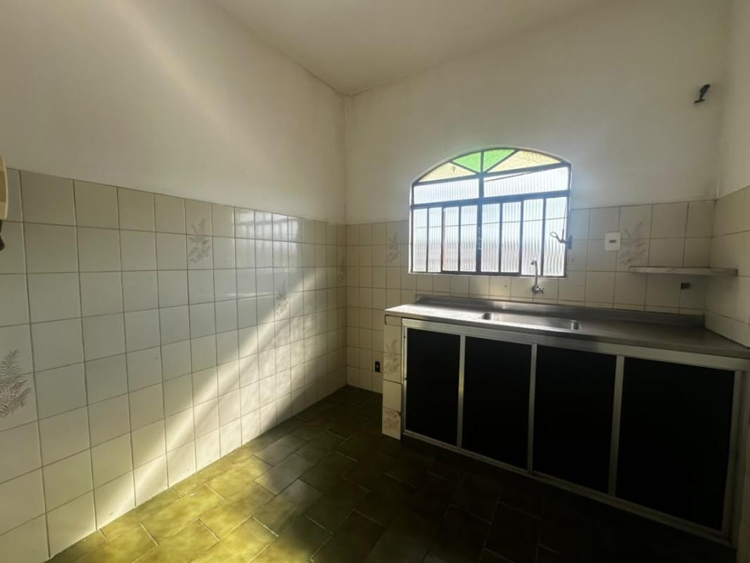 Casa, São Geraldo, 2 Quartos, 0 Vaga