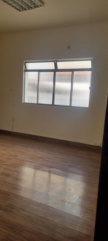 Casa Comercial, Padre Eustáquio, 3 Quartos, 2 Vagas, 1 Suíte