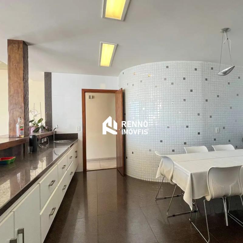 Casa, Mangabeiras, 4 Quartos, 4 Vagas, 2 Suítes