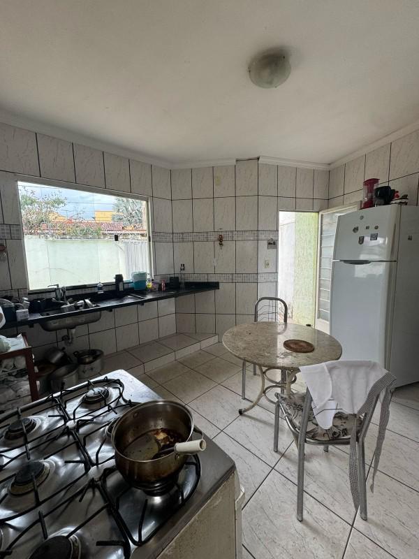 Casa, Coqueiros, 2 Quartos, 4 Vagas, 1 Suíte