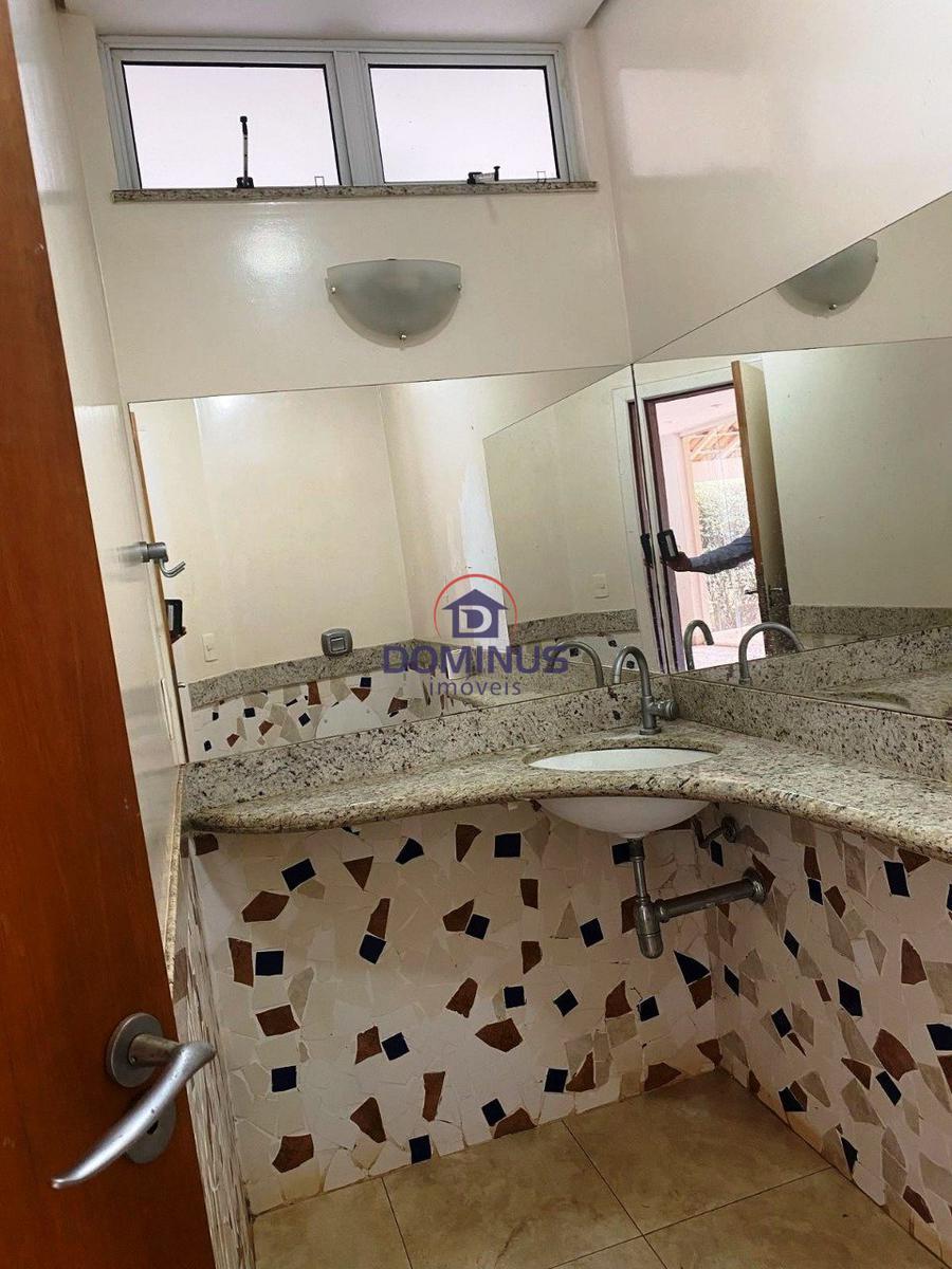 Casa, Alphaville - Lagoa dos Ingleses, 4 Quartos, 4 Vagas, 1 Suíte