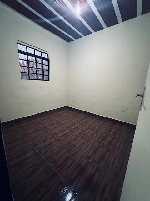 Casa, Jardim América, 2 Quartos, 0 Vaga