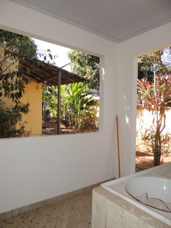 Casa, Centro, 5 Quartos, 0 Vaga