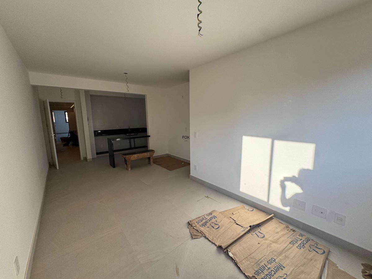 Apartamento, Serra, 2 Quartos, 2 Vagas, 1 Suíte