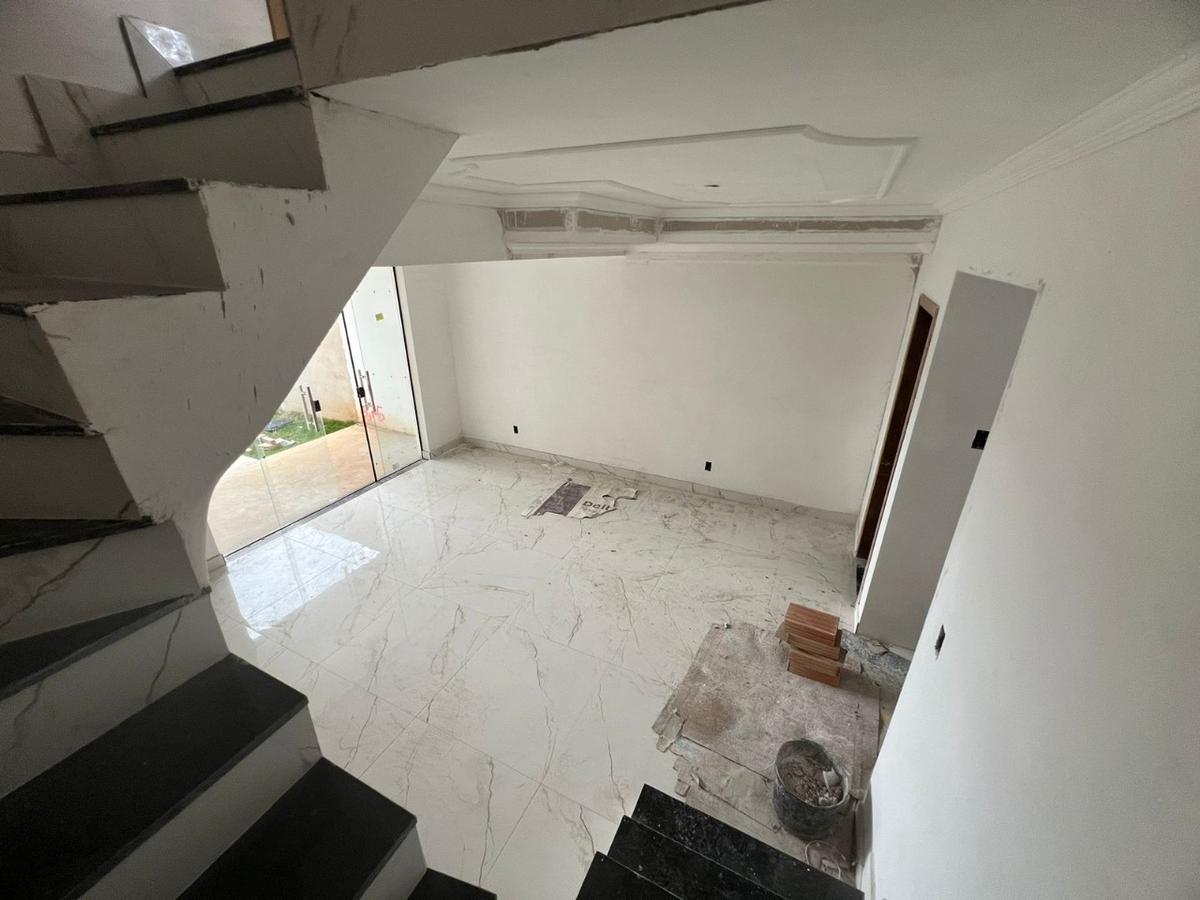 Casa, Santa Amélia, 3 Quartos, 2 Vagas, 1 Suíte