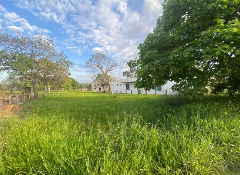Lote, Centro, 0 Quarto, 0 Vaga