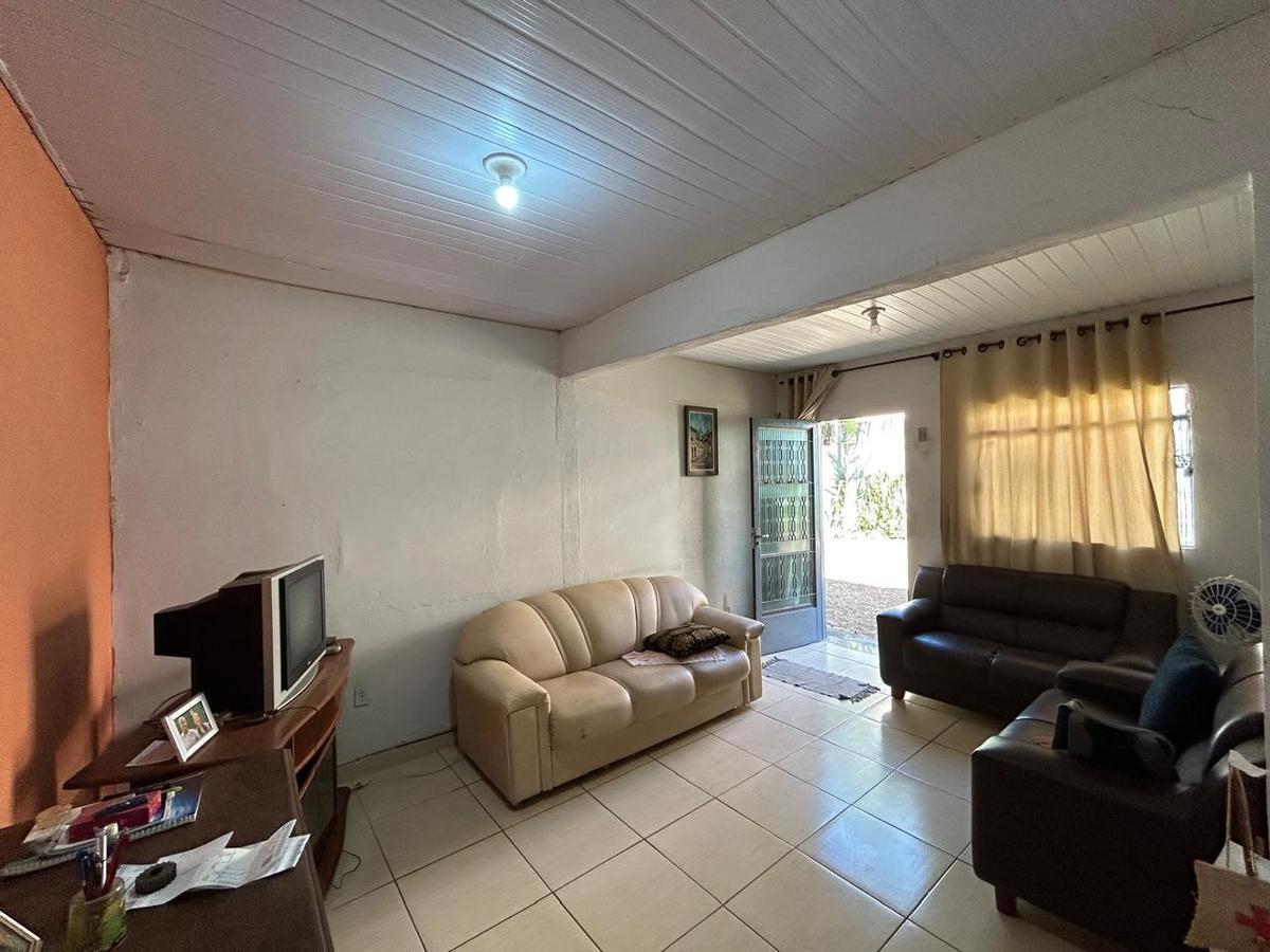 Casa, Horto, 2 Quartos, 2 Vagas