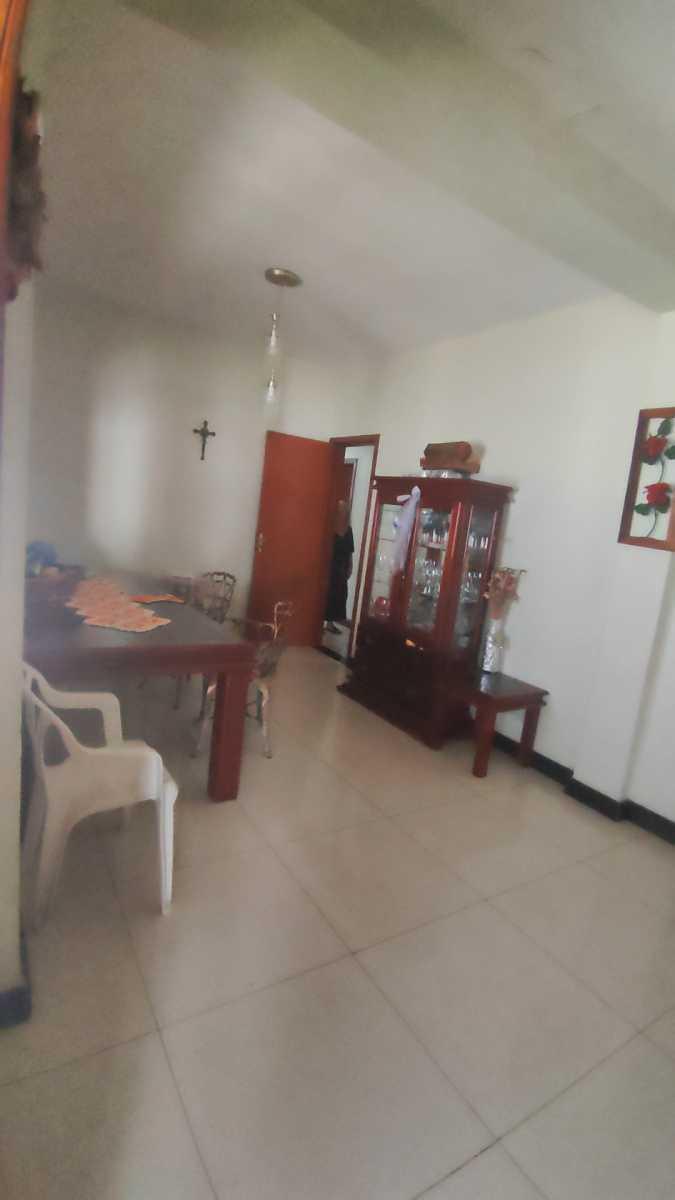 Casa, Itapoã, 3 Quartos, 8 Vagas, 1 Suíte
