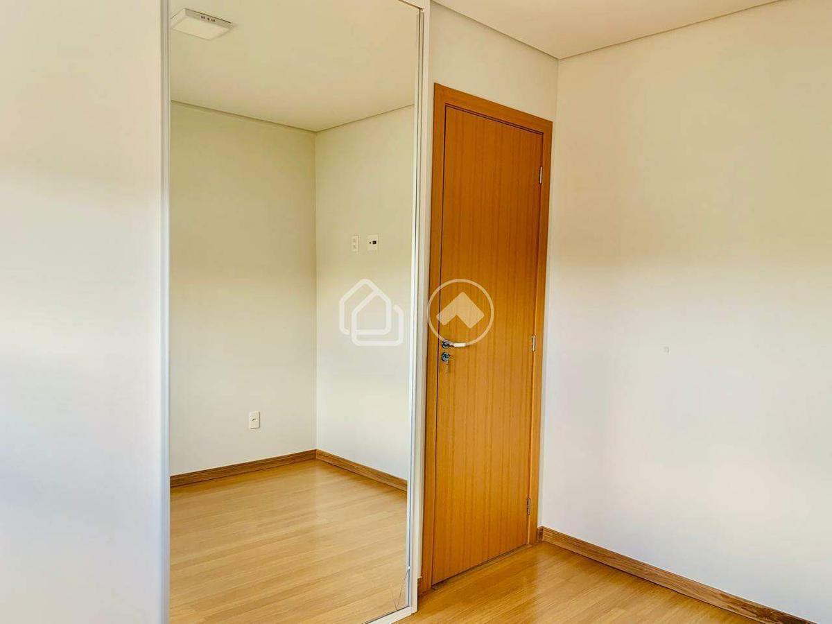 Apartamento, Palmeiras, 2 Quartos, 2 Vagas, 1 Suíte