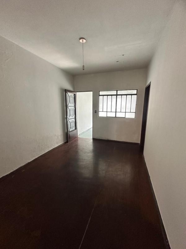 Casa, Centro, 2 Quartos, 1 Vaga