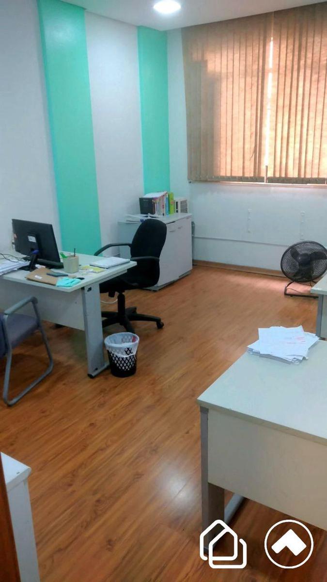 Sala, Centro