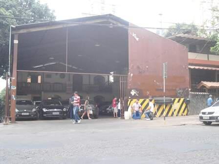 Lote, Funcionários, 0 Quarto, 0 Vaga