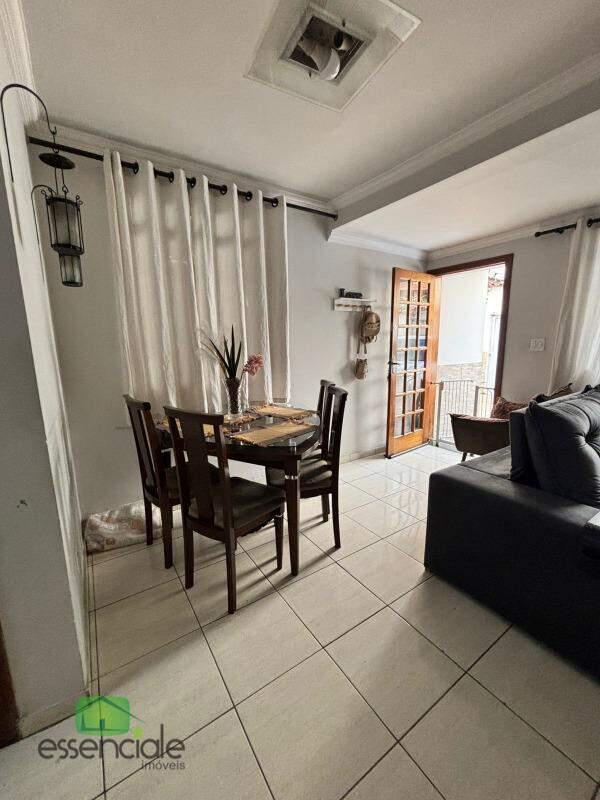 Casa, Parque Ayrton Senna, 3 Quartos, 2 Vagas