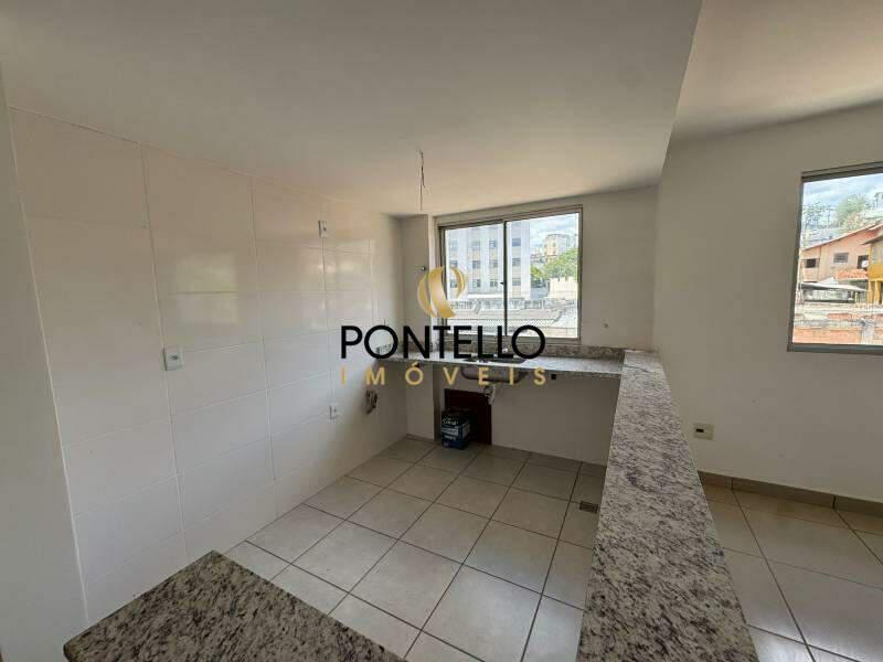 Cobertura, Concórdia, 2 Quartos, 2 Vagas, 1 Suíte