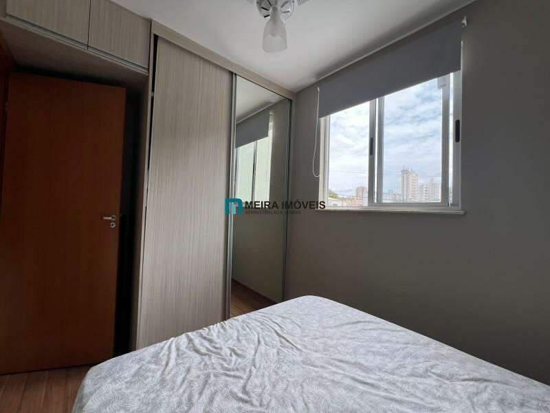 Apartamento, Sagrada Família, 2 Quartos, 1 Vaga
