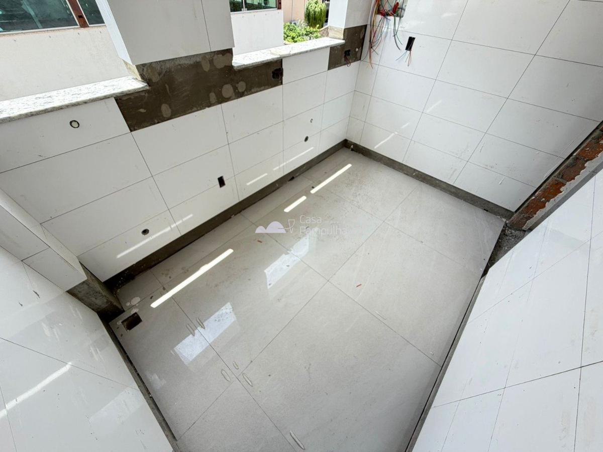 Apartamento, Santa Mônica, 2 Quartos, 1 Vaga, 1 Suíte