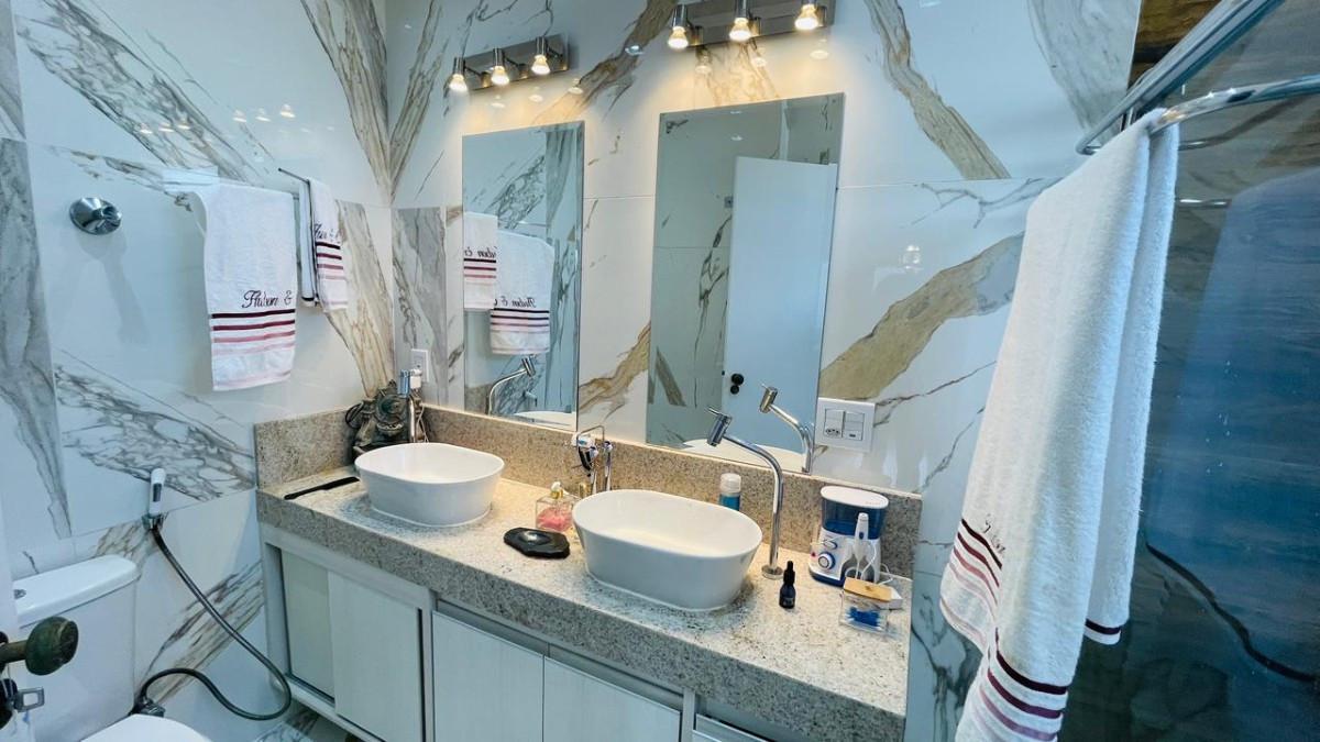 Apartamento, Funcionários, 4 Quartos, 2 Vagas, 1 Suíte