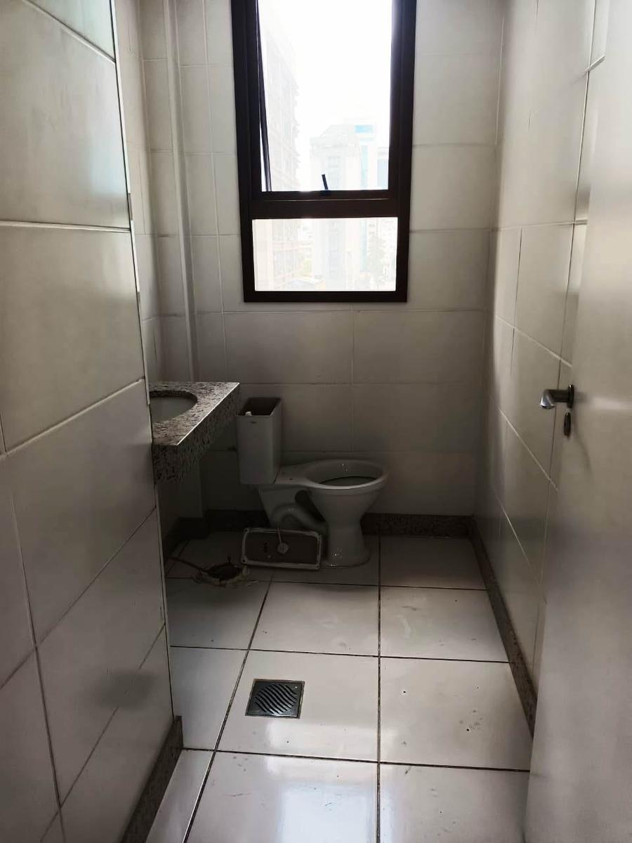 Sala, Savassi, 0 Quarto, 8 Vagas