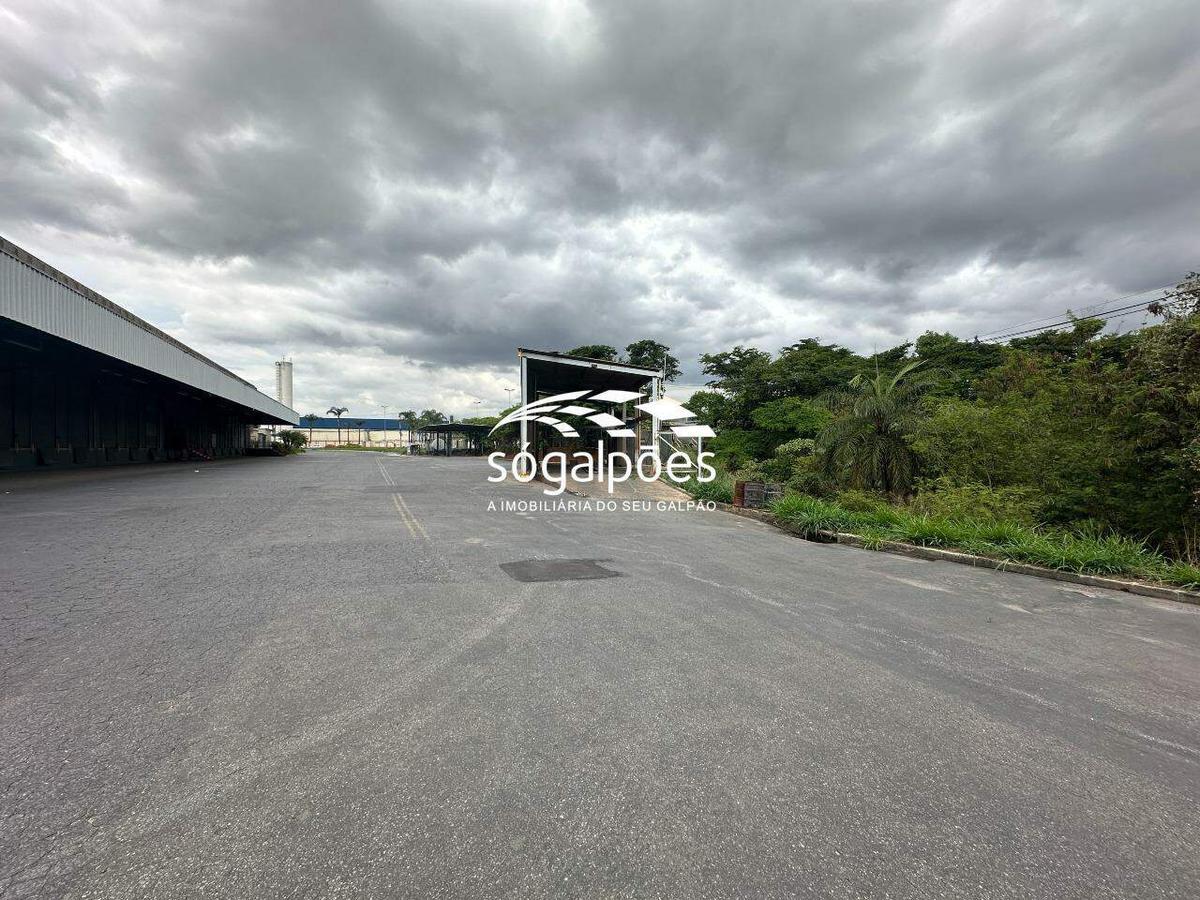 Galpão, Campina Verde, 30 Vagas