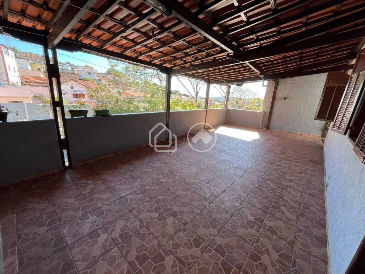 Casa, Estrela do Oriente, 3 Quartos, 2 Vagas, 1 Suíte