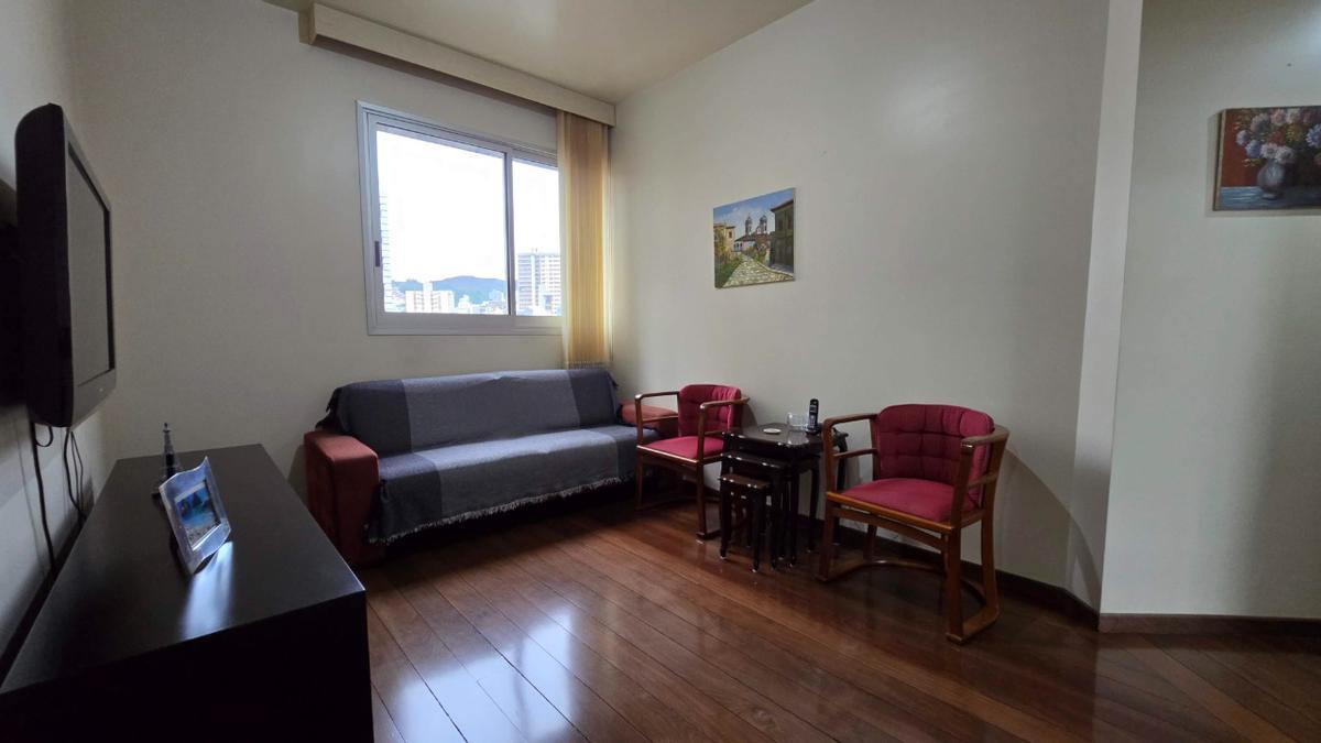 Apartamento, Funcionários, 4 Quartos, 4 Vagas, 2 Suítes