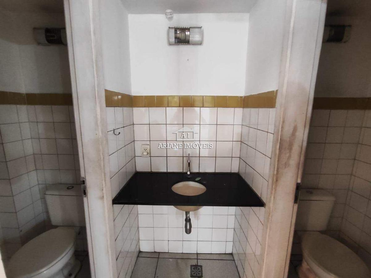 Andar, Centro, 0 Quarto, 0 Vaga