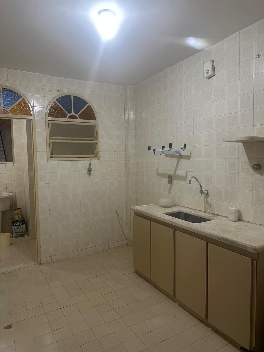 Apartamento, Sagrada Família, 2 Quartos, 1 Vaga