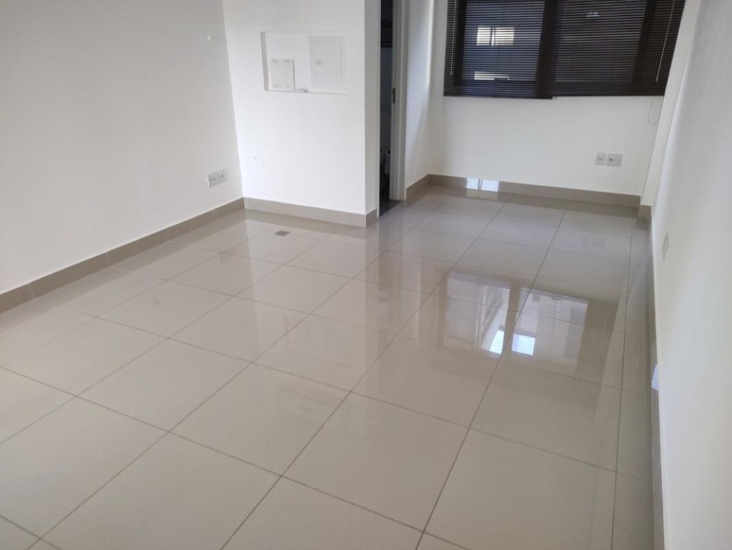 Sala, Barro Preto, 0 Quarto, 1 Vaga