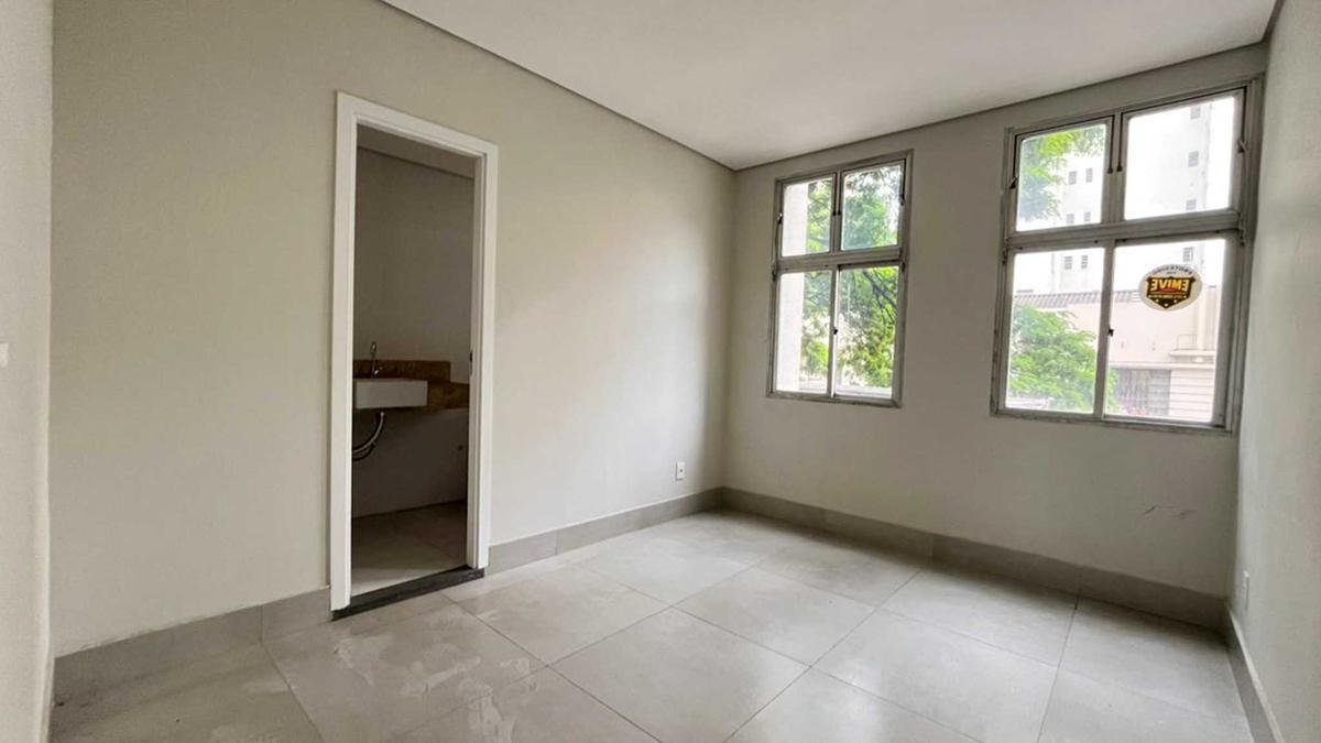 Apartamento, Centro, 2 Quartos, 0 Vaga, 1 Suíte