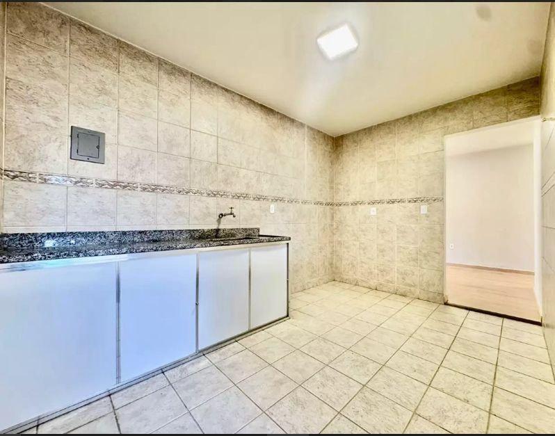 Casa, Castelo, 4 Quartos, 3 Vagas, 1 Suíte